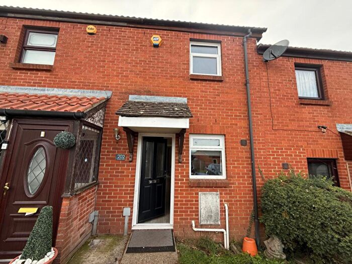2 Bedroom Terraced House To Rent In Water Lane, Purfleet, RM19