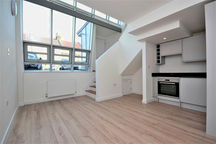 1 Bedroom Flat To Rent In Liddon Road, Bickley, Bromley, BR1