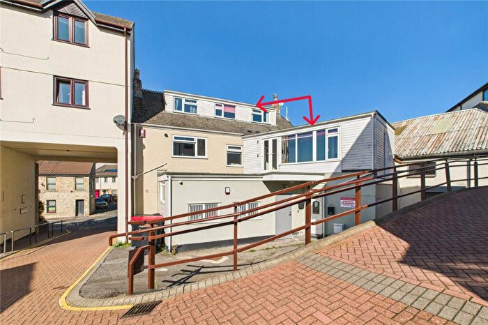 2 Bedroom Flat For Sale In Stanley Court, Midsomer Norton, Radstock, Somerset, BA3