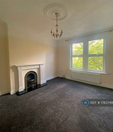 3 Bedroom Flat To Rent In Station Road, Westcliff-On-Sea, SS0