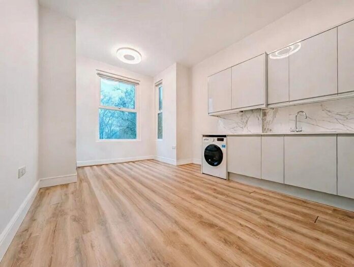 1 Bedroom Flat To Rent In Waldram Park Road, London, SE23