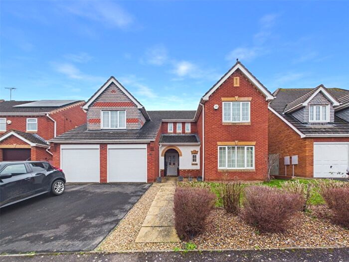 5 Bedroom Detached House For Sale In Horseshoe Way, Hempsted, Gloucester, GL2