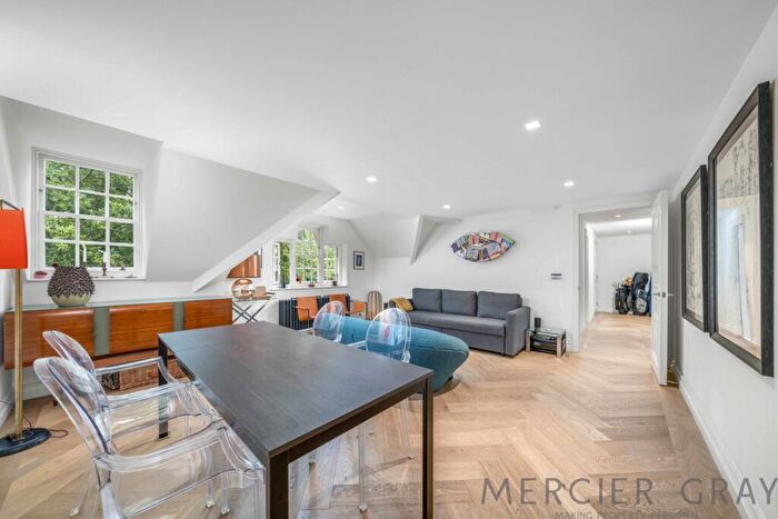 2 Bedroom Flat To Rent In Dudin Brown House, Kidaerpore Avenue, Hampstead, NW3