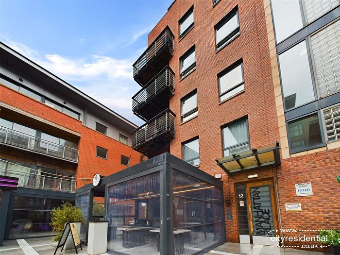 2 Bedroom Flat To Rent In Madison Square, Liverpool, L1