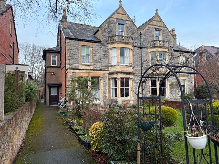 1 Bedroom Flat To Rent In Fons George Road, Taunton, TA1