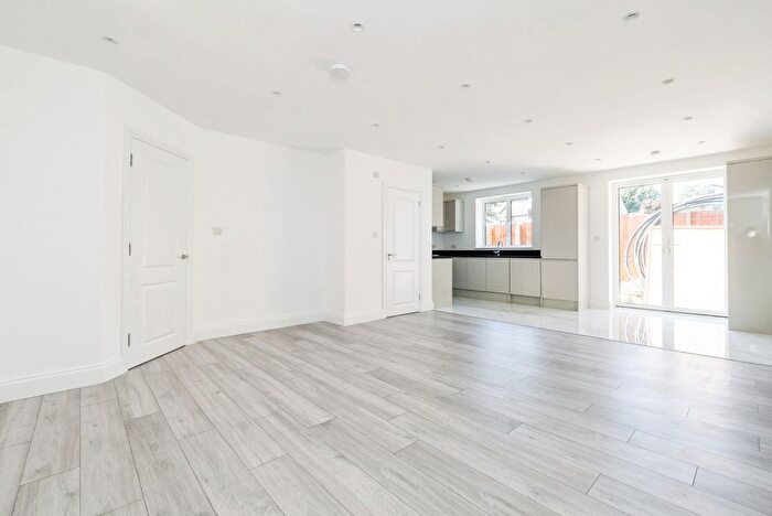 3 Bedroom End Terrace House For Sale In Wakefield Street, London, E6