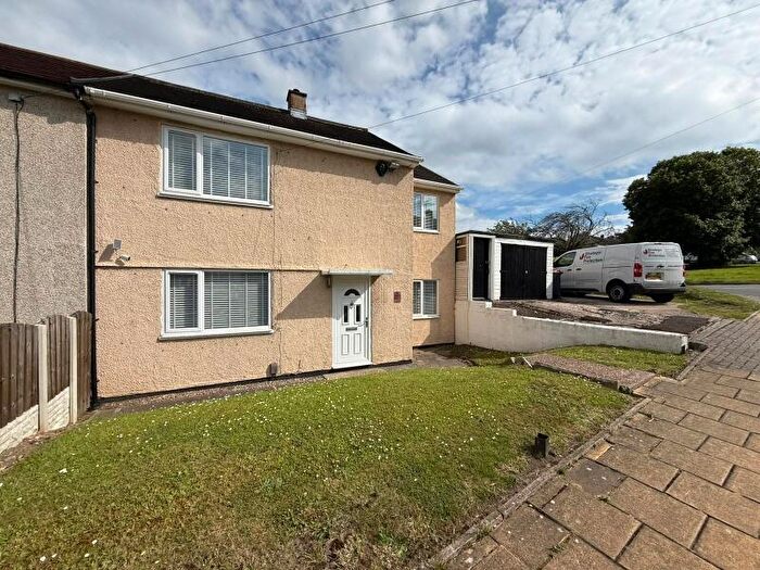 3 Bedroom Semi-Detached House For Sale In Warris Close, Kimberworth Park, Rotherham, S61