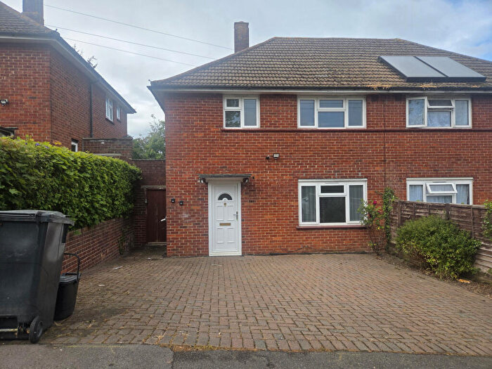 3 Bedroom Semi-Detached House To Rent In Queen Elizabeth's Drive, Croydon, CR0