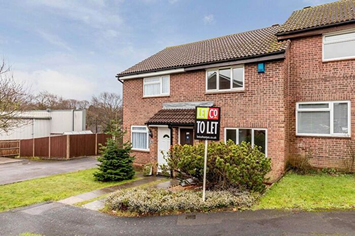 2 Bedroom Terraced House To Rent In Quebec Gardens, Bursledon, SO31