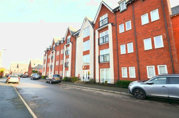 2 Bedroom Apartment To Rent In Houseman Crescent, Didsbury, Manchester, M20