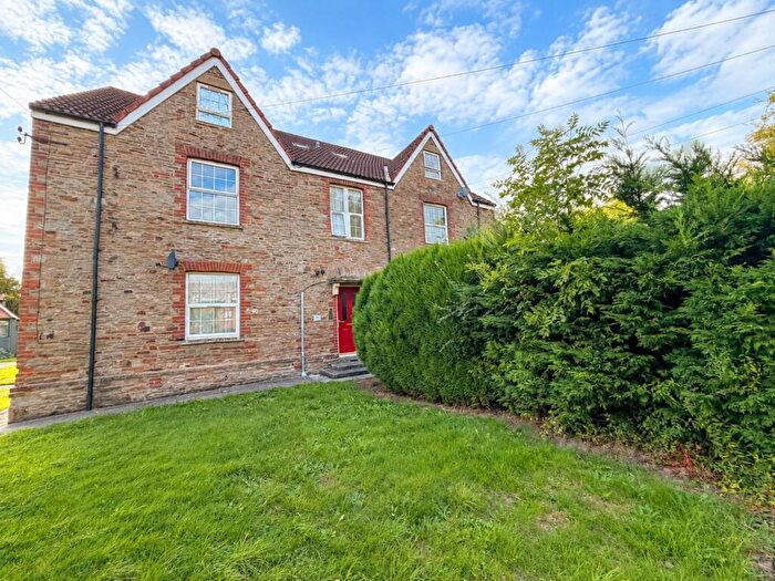 1 Bedroom Apartment For Sale In Lodge Lane, Nailsea, Bristol, Somerset, BS48