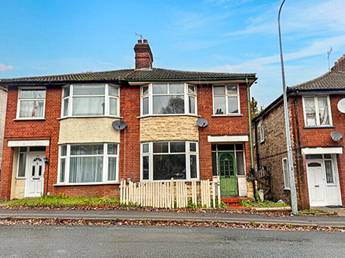 3 Bedroom Semi Detached House For Sale In , Belstead Road, Suffolk, Ipswich, IP2