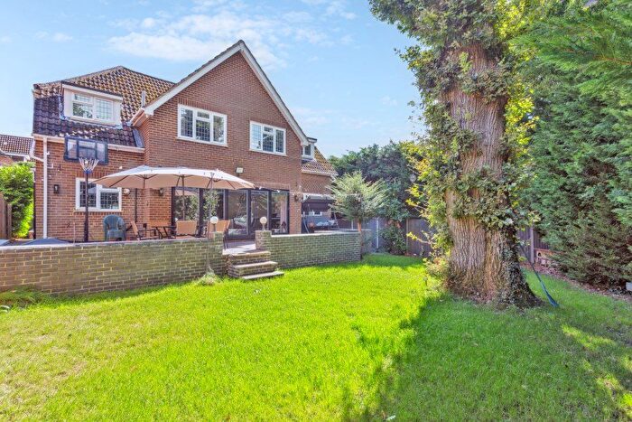 5 Bedroom Detached House To Rent In Ridgemount End, Chalfont St. Peter, Buckinghamshire, SL9
