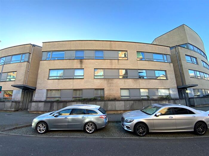 2 Bedroom Flat To Rent In St Francis Rigg, New Gorbals, Glasgow, G5