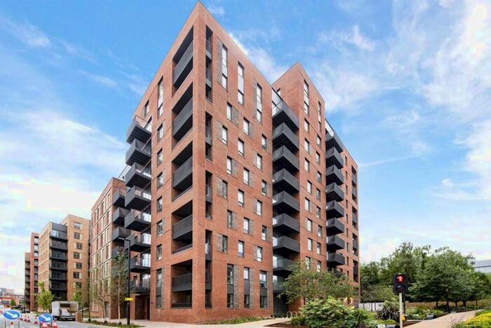 2 Bedroom Flat To Rent In Mary Neuner Road, London, N8