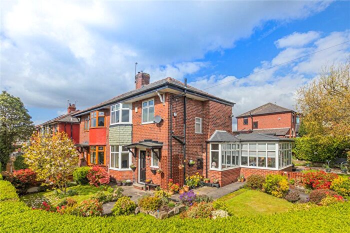 3 Bedroom Semi Detached House For Sale In Queensway, Rochdale, Greater Manchester, OL11