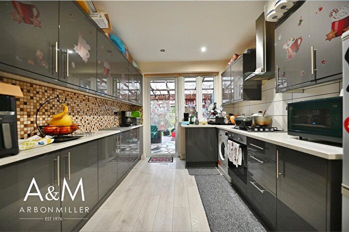 4 Bedroom Property For Sale In Neville Road, Hainault, IG6