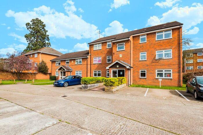 2 Bedroom Apartment To Rent In Southcote Road, Reading, RG30