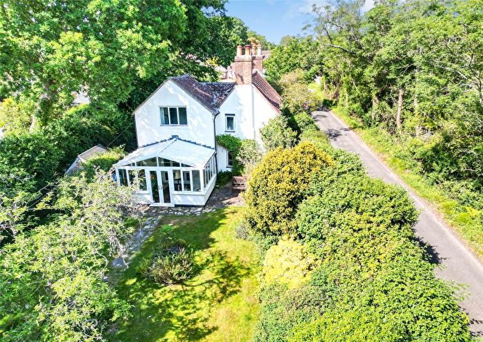 3 Bedroom Detached House For Sale In Viney Road, Lymington, Hampshire, SO41