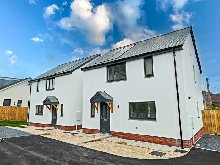 3 Bedroom Detached House For Sale In Manor Road, Landkey, Barnstaple, EX32