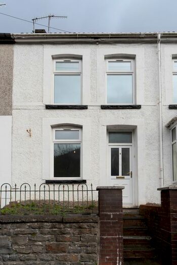 3 Bedroom Terraced House To Rent In St. Albans Terrace, Treherbert, Treorchy, CF42