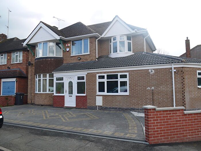 4 Bedroom Detached House To Rent In Springway Close, Leicester, LE5