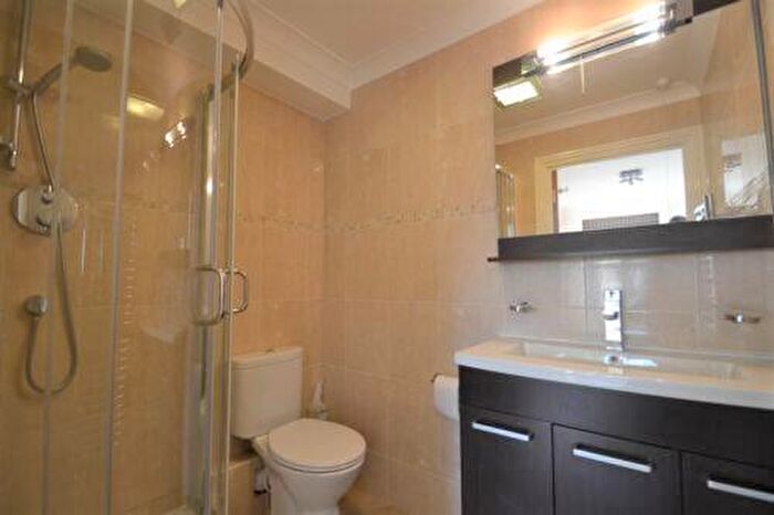 2 Bedroom Apartment To Rent In Copperfield Road, London, E3