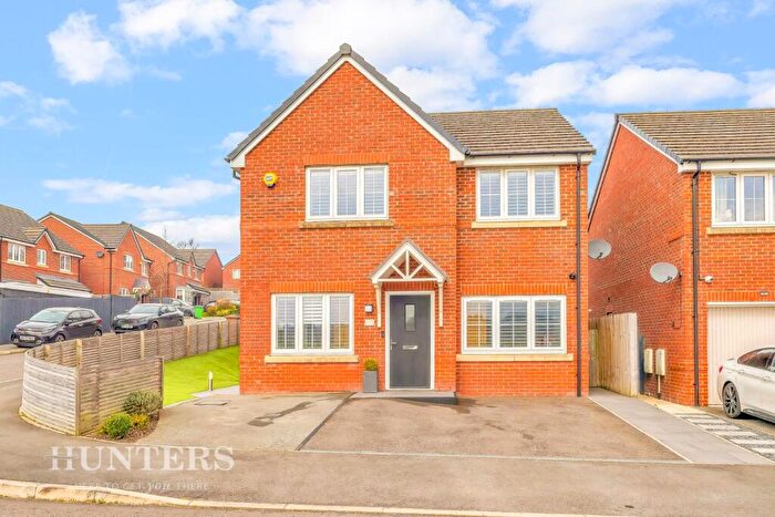 4 Bedroom Detached House For Sale In Tarnside Close, Smallbridge, OL16