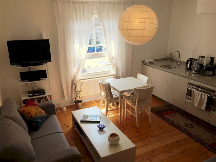 1 Bedroom Apartment To Rent In Torrington Park, London, N12