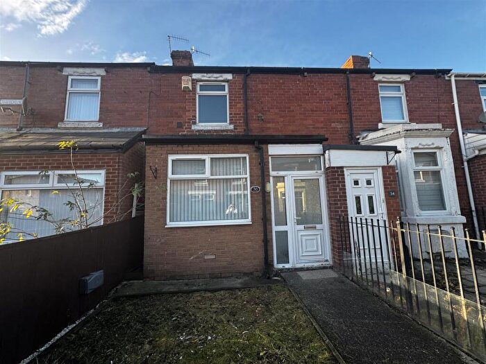2 Bedroom Terraced House To Rent In Tyndal Gardens, Gateshead, NE11