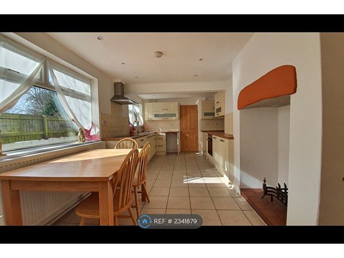 4 Bedroom Detached House To Rent In Fletton Avenue, Peterborough, PE2