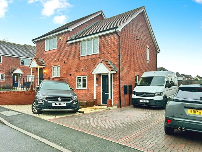 2 Bedroom Semi Detached House For Sale In Navigation Close, Nuneaton, Warwickshire, CV10