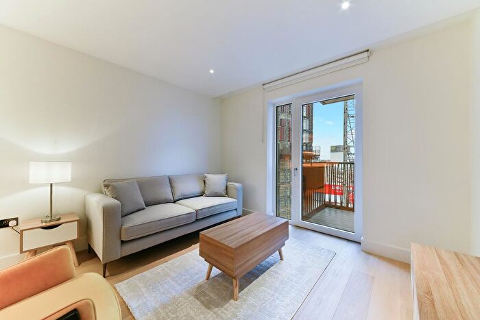 1 Bedroom Flat To Rent In Cassini Apartments, White City Living, London, W12