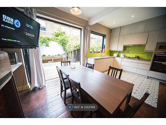 5 Bedroom Terraced House To Rent In Bushey Hill Road, London, SE5