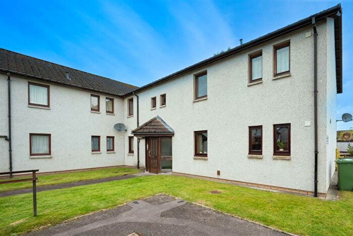 1 Bedroom Apartment For Sale In Kinmylies Way, Inverness, IV3