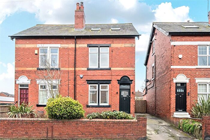 4 Bedroom Semi-Detached House For Sale In Carlton Lane, Rothwell, Leeds, West Yorkshire, LS26
