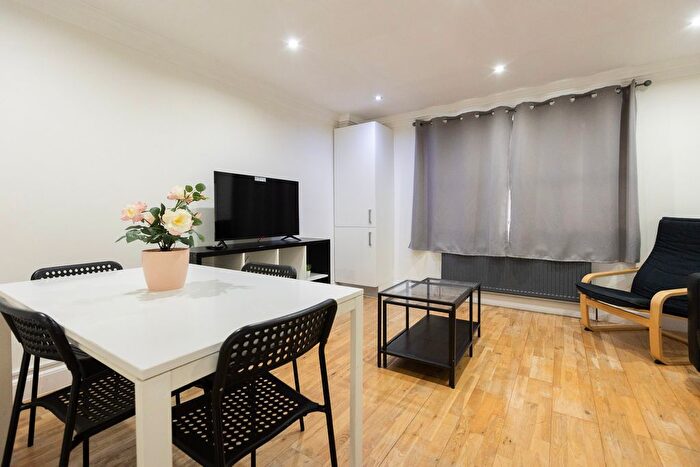 2 Bedroom Flat To Rent In Markfield Road, London, N15