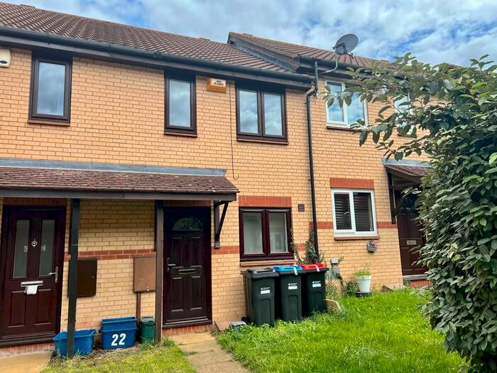 2 Bedroom Terraced House To Rent In Pettingrew Close, Walnut Tree, Milton Keynes, MK7