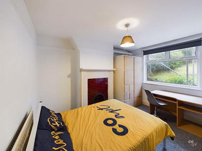 1 Bedroom Terraced House To Rent In Mafeking Road, Brighton, BN2