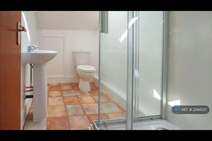 6 Bedroom Terraced House To Rent In Adderley Road, Leicester, LE2