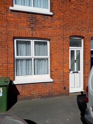 2 Bedroom Terraced House To Rent In Oxford Road, Eastbourne, BN22