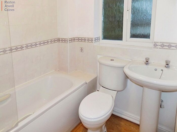 2 Bedroom Semi-Detached House For Sale In Pen Llwyn, Broadlands, Bridgend., CF31
