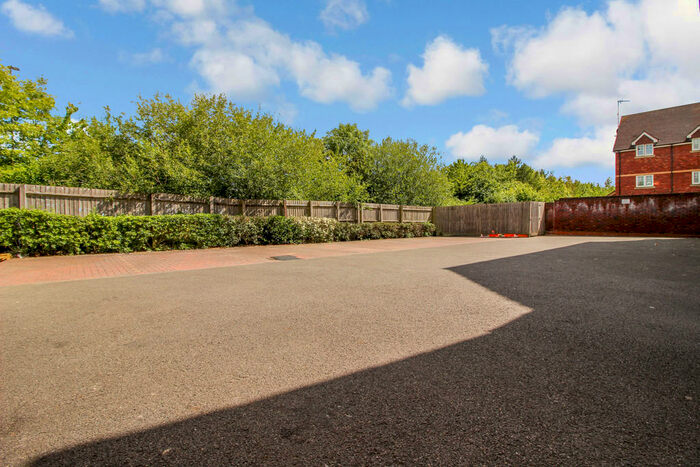 2 Bedroom Apartment To Rent In Vistula Crescent, Hayden End, Swindon, SN25