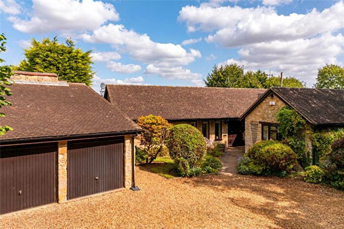 4 Bedroom Bungalow For Sale In Moorend Road, Yardley Gobion, Towcester, Northamptonshire, NN12