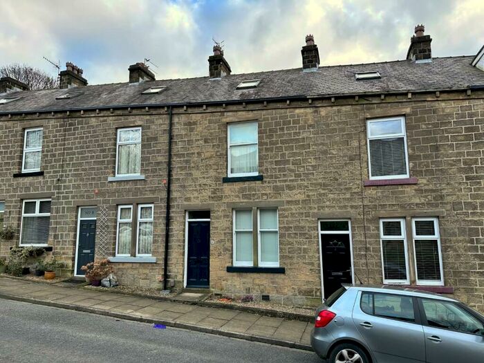 3 Bedroom Terraced House To Rent In Binns Street, Bingley, BD16