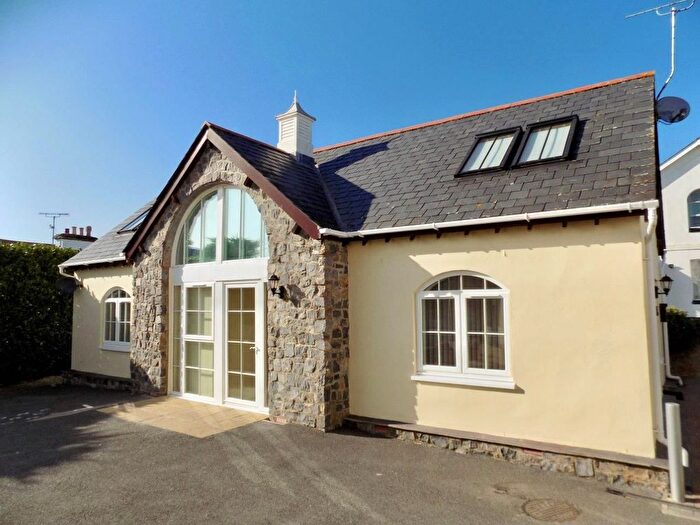 3 Bedroom Bungalow To Rent In Stone Acre Lodge, Lansdowne Road, Torquay, TQ2
