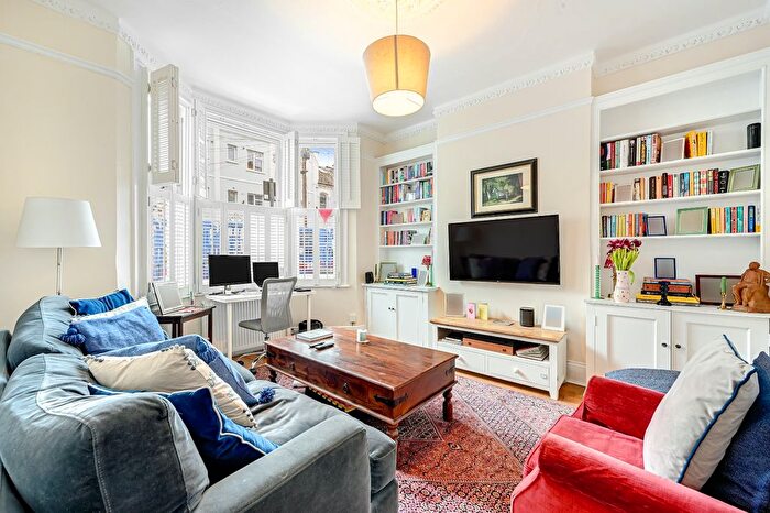 2 Bedroom Flat To Rent In Gironde Road, London, SW6