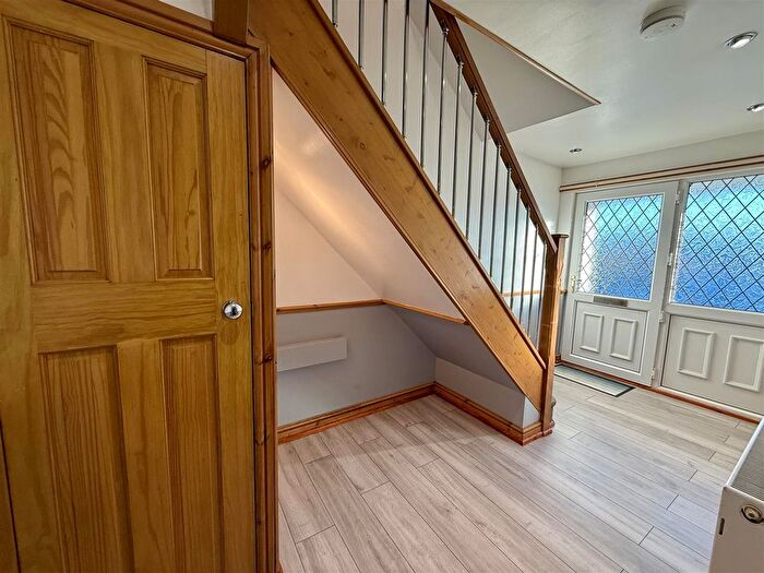 Semi-Detached House To Rent In Orchard Road, Kirkby-In-Ashfield, Nottingham, NG17