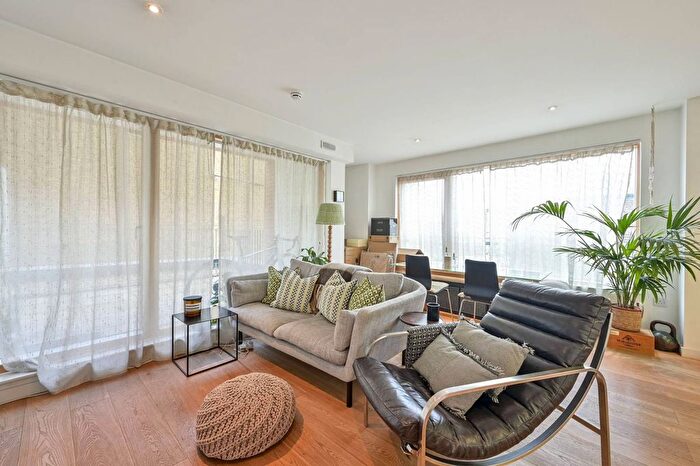 1 Bedroom Flat To Rent In Hardwicks Square, Wandsworth, London, SW18