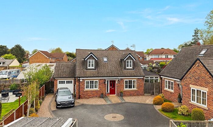 3 Bedroom Detached House For Sale In Arbour Close, Chesterfield, S41
